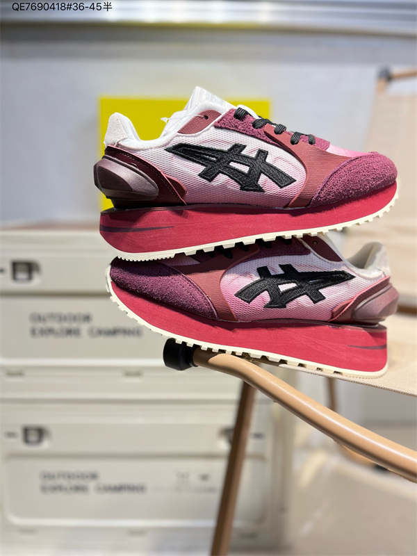 Asics shoes-W-0355