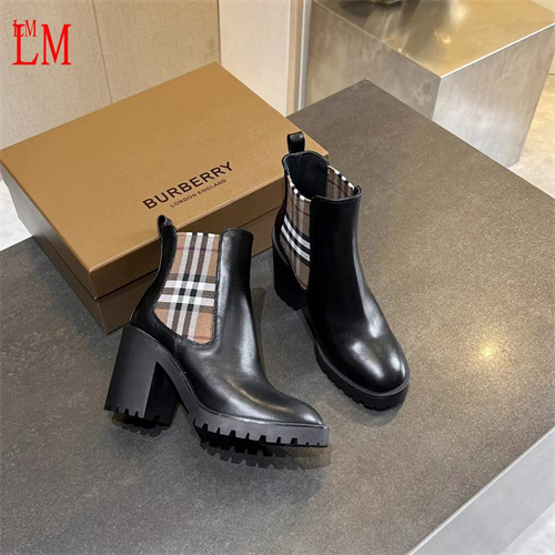 Burberry Boots(AAA)-0029