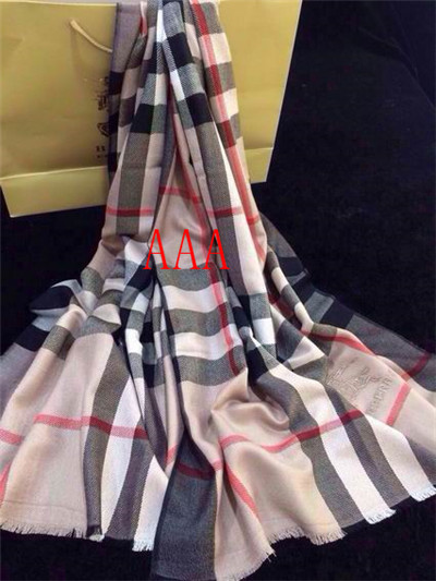 Burberry-Shawl-116