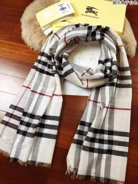 Burberry-Shawl-288