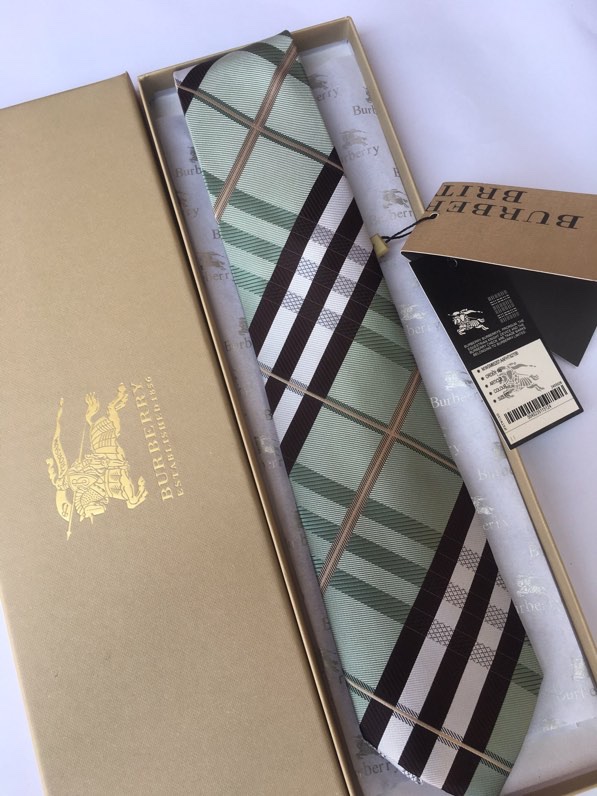 Burberry-Tie-0003