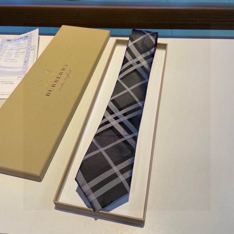 Burberry-Tie-0030