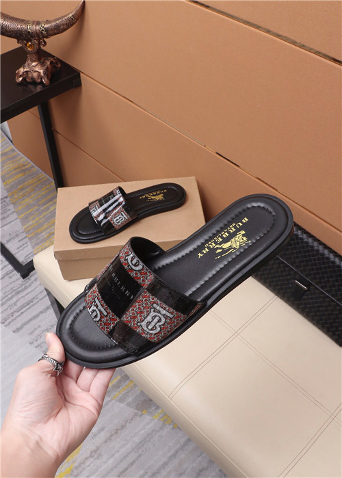 Burberry Sandal-M-012