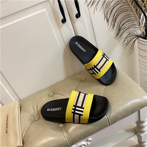 Burberry Sandal-M-029