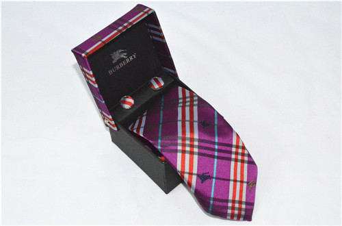 Burberry-Tie-010