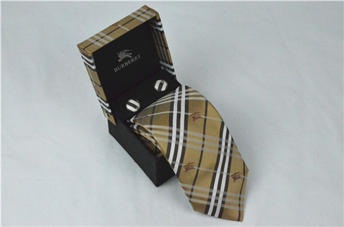 Burberry-Tie-014