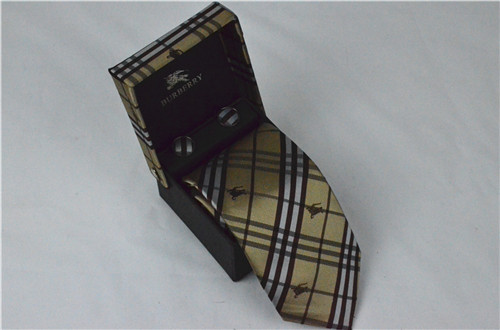 Burberry-Tie-004