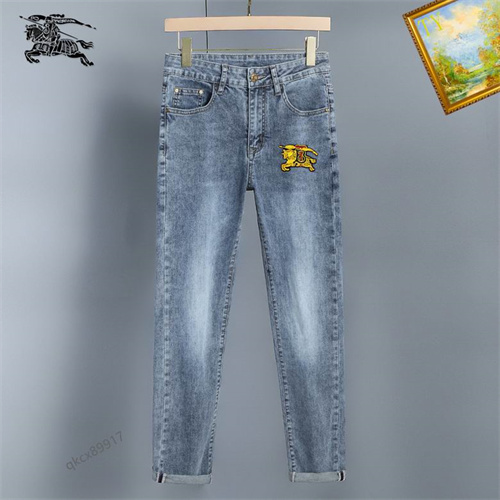 Burberry Jeans-M-065
