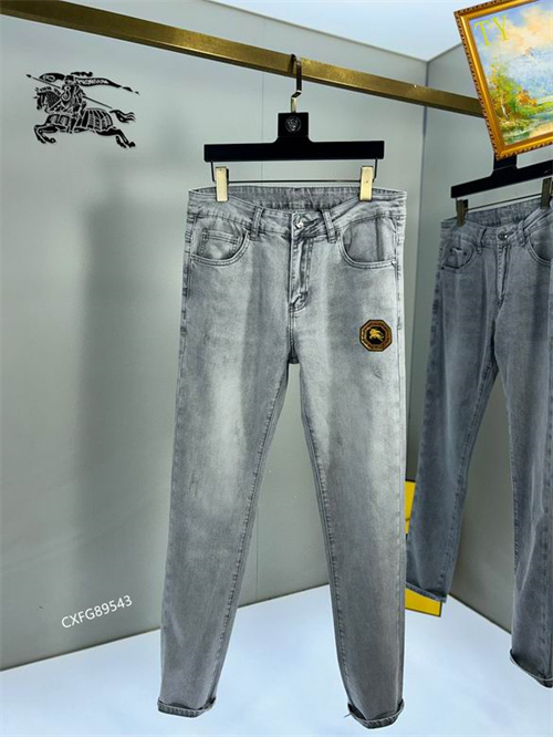 Burberry Jeans-M-071