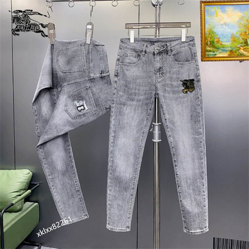Burberry Jeans-M-0079