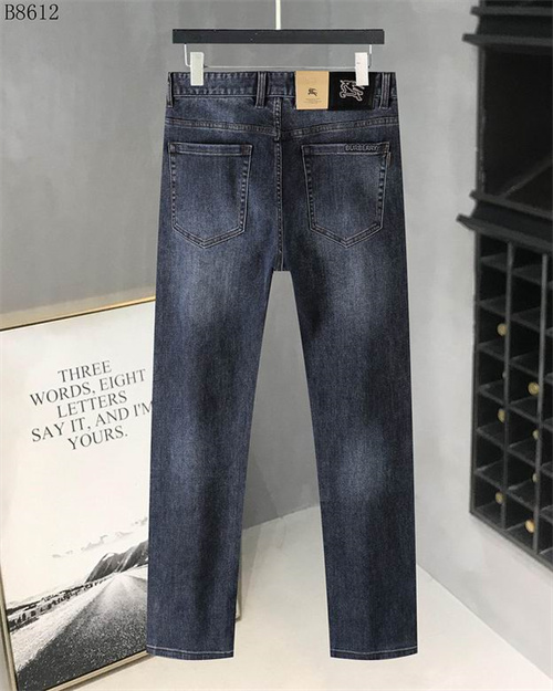 Burberry Jeans-M-008