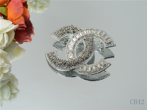 Chanel brooch-026