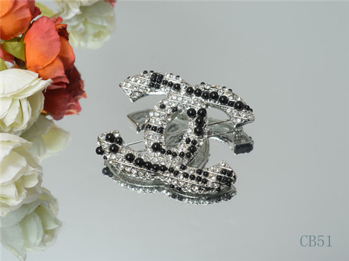 Chanel brooch-033