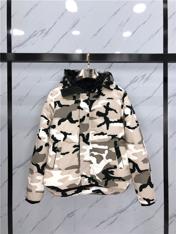 Canada Goose Down Jacket-M-038