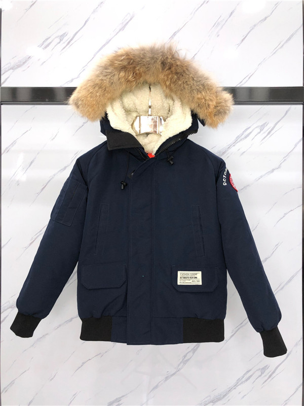 Canada Goose Down Jacket-M-004