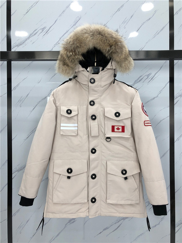 Canada Goose Down Jacket-M-057