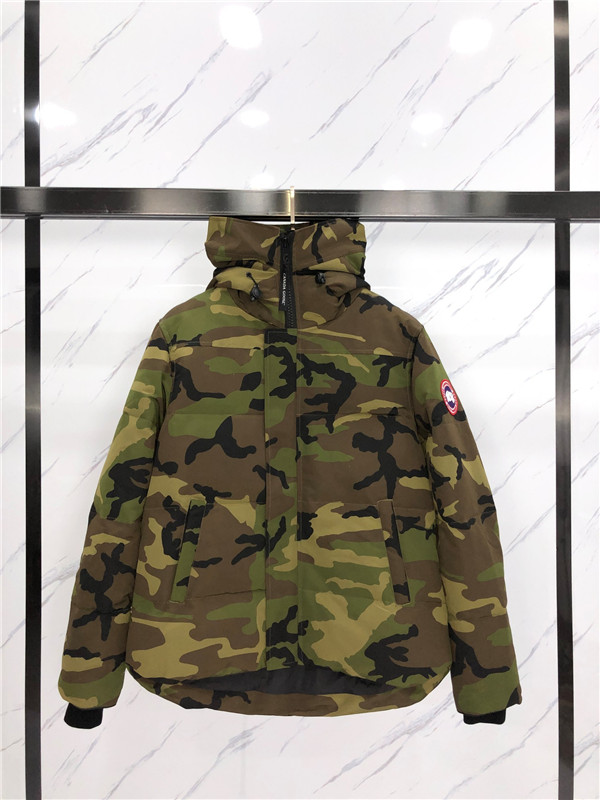 Canada Goose Down Jacket-W-038