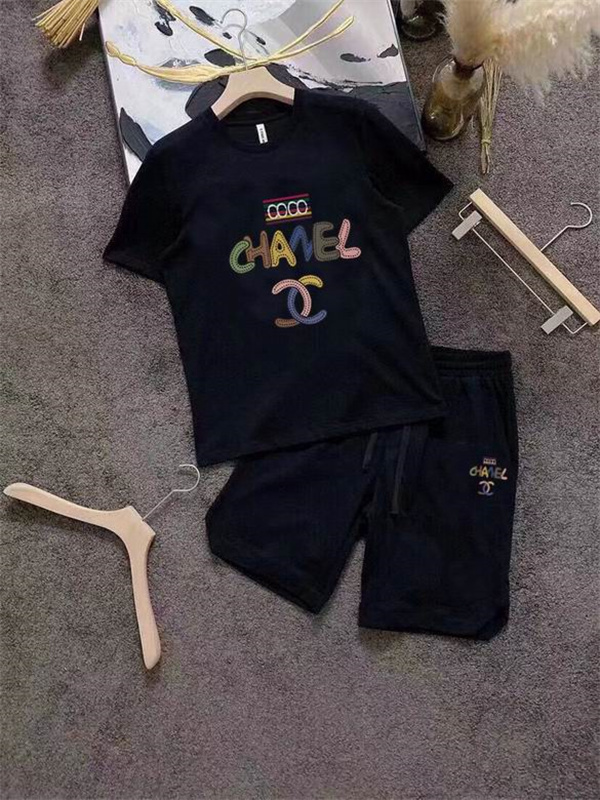 Chanel T-shirt(Suits)-001