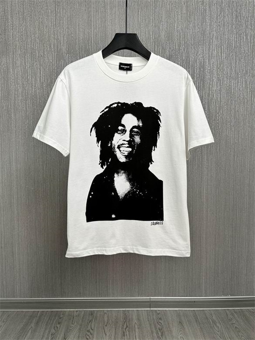 Dsquared2 Round neck T-shirt-M-0330