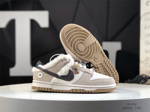 Dunk(low)-W-1021