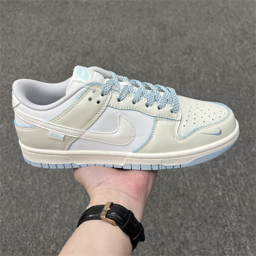 Dunk(low)-W-2332