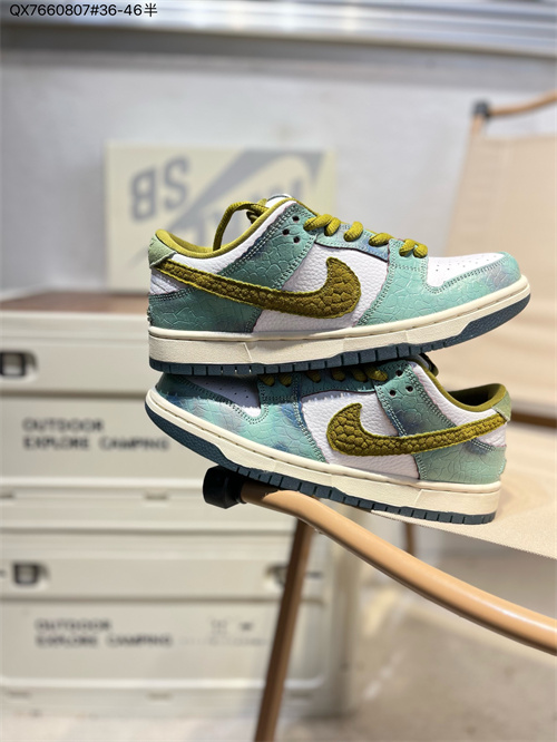 Dunk(low)-W-2578