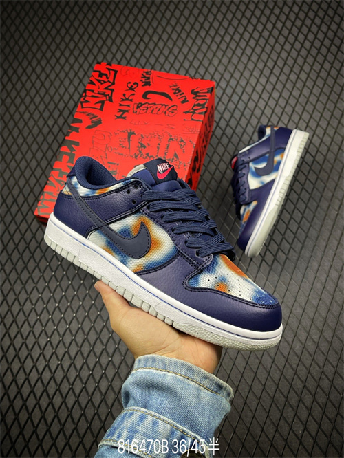 Dunk(low)-W-561