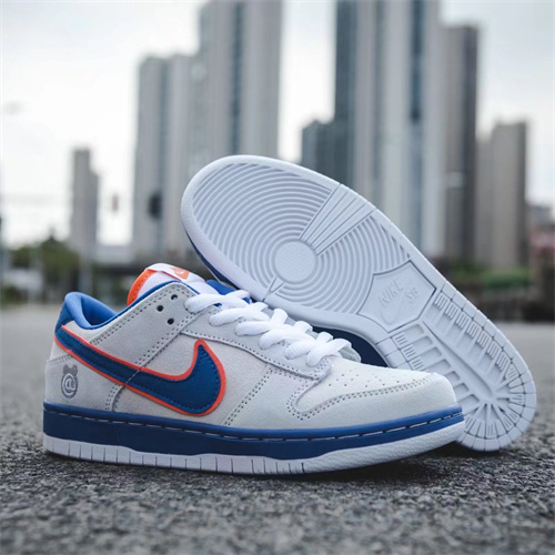 Dunk(low)-M-688
