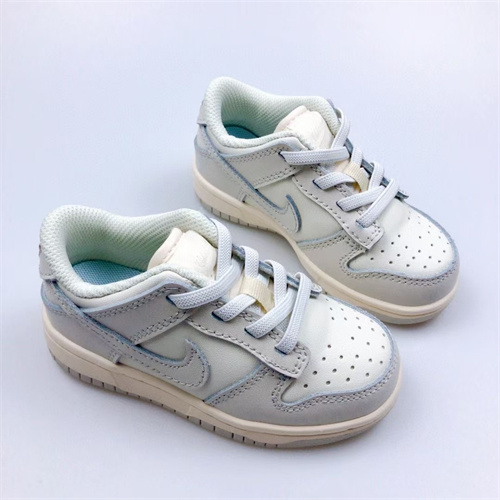 Nike Dunk(Kids)-235