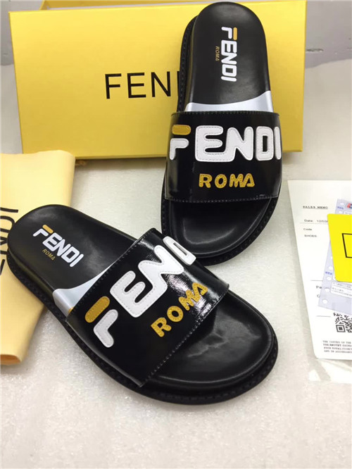 FENDI Sandal-W-001