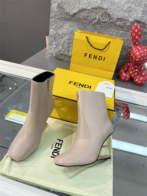 Fendi Boots(AAA)-055