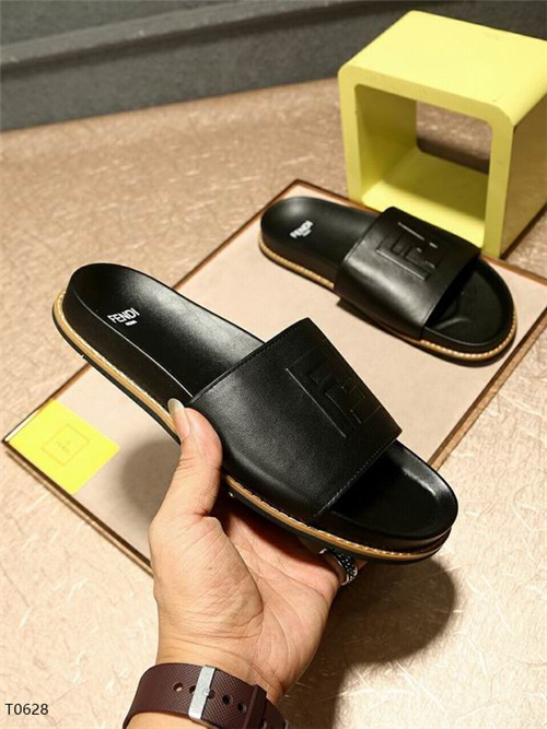 FENDI Sandal-M-144