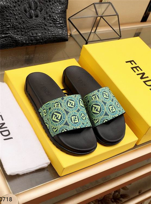 FENDI Sandal-M-153
