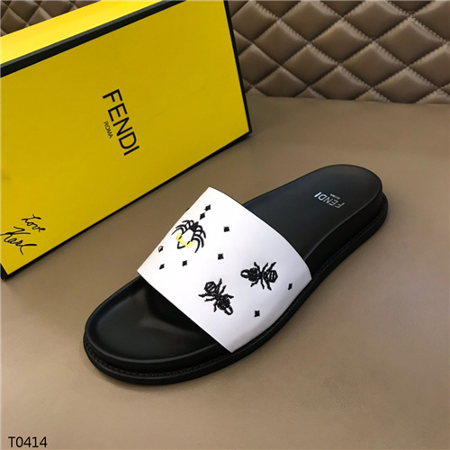 FENDI Sandal-M-005