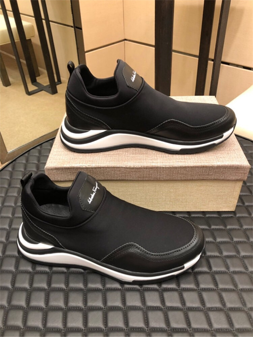 Ferragamo Shoes-M-124