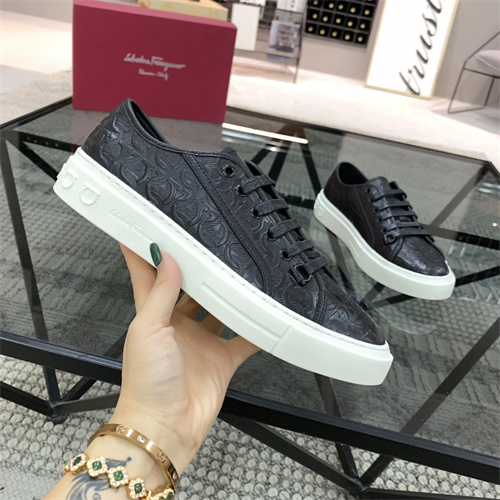 Ferragamo Shoes-M-129