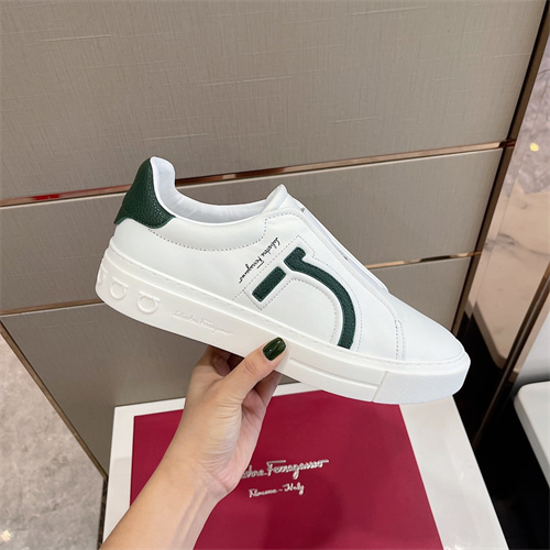 Ferragamo Shoes-M-178