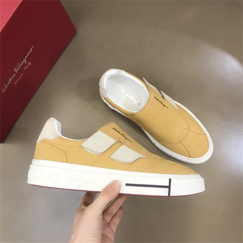 Ferragamo Shoes-M-256