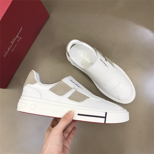 Ferragamo Shoes-M-260