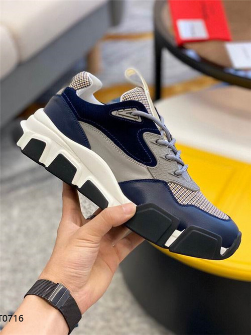 Ferragamo Shoes-M-076