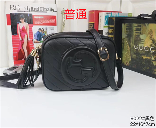 Gucci small bag-0165