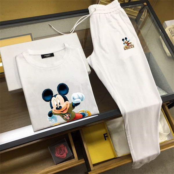 Gucci T-shirt(Suits)-018