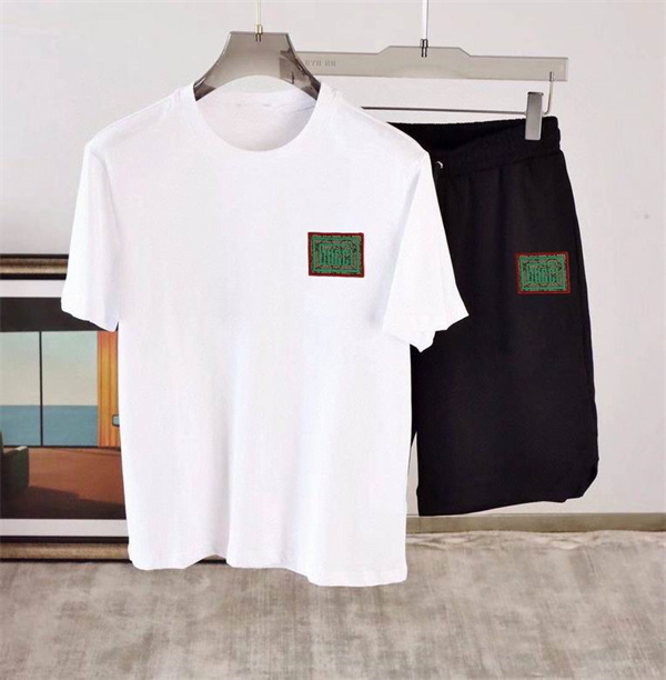 Gucci T-shirt(Suits)-030