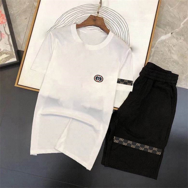 Gucci T-shirt(Suits)-470