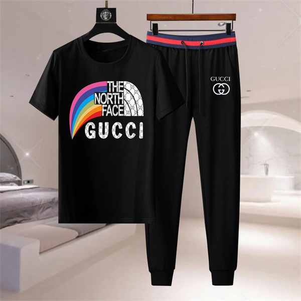 Gucci T-shirt(Suits)-137
