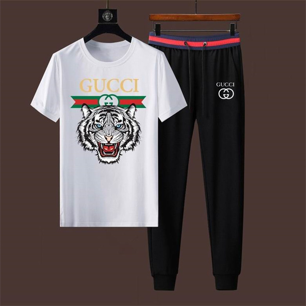 Gucci T-shirt(Suits)-116