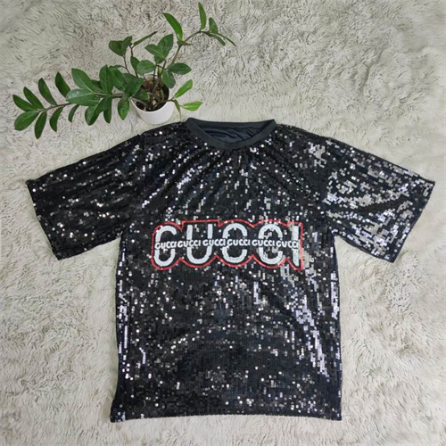 Gucci Suits-W-104