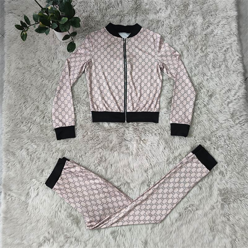 Gucci Suits-W-010