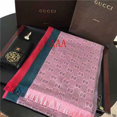 Gucci-Shawl-257