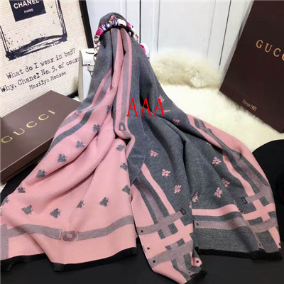 Gucci-Shawl-093